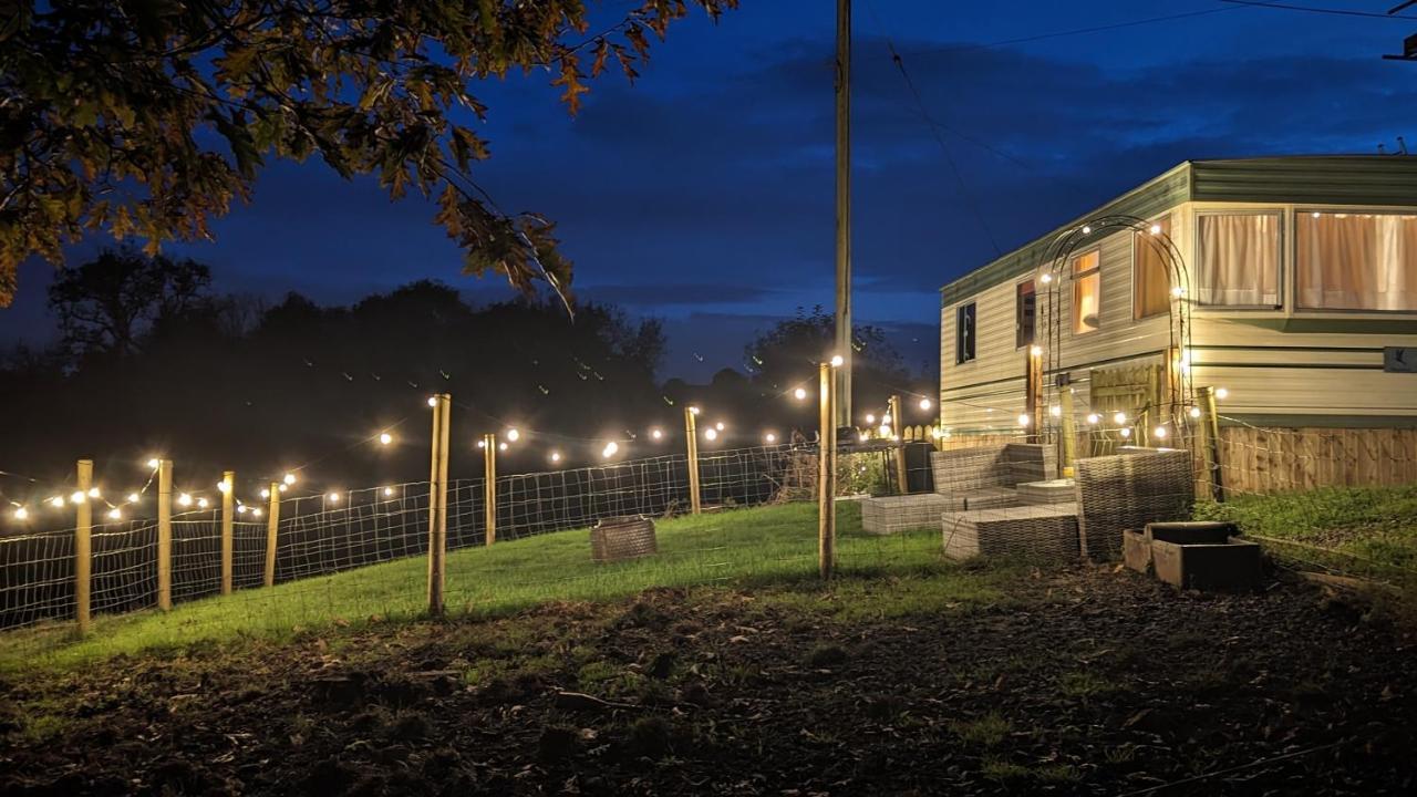 The Piggery Villa Witheridge Eksteriør bilde